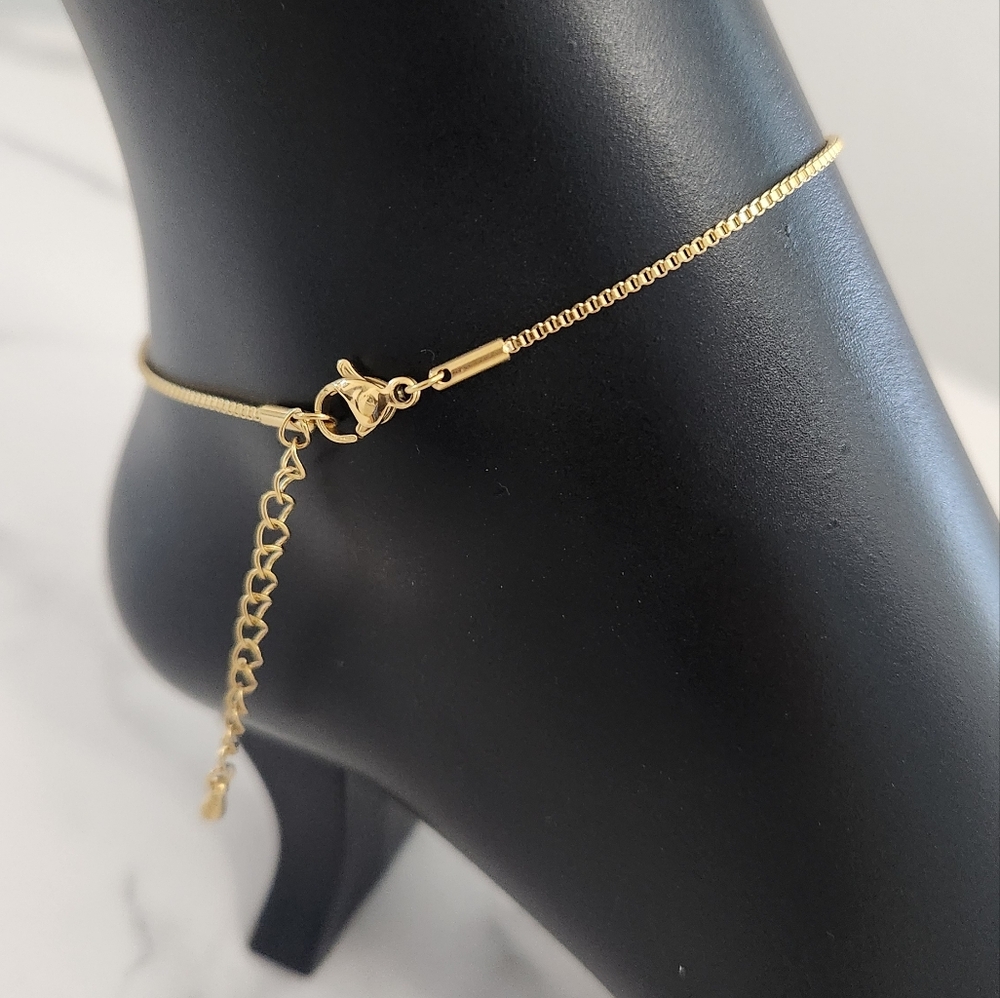 Gold Plates Beaded Anklet Bracelet with Emerald Green Heart Charm - Picture 9 of 14